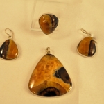 Комплект украшений<br>с Симбирцитом