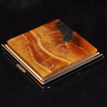 Зеркало с камнем Симбирцит