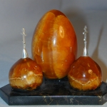 Пасхальный сувенир из камня Симбирцит