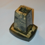 Карандашница из камня Сенгилит