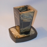 Карандашница из камня Сенгилит