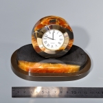 Часы из камня Симбирцит