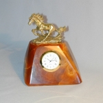 Часы из камня Симбирцит