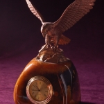 Часы из камня Симбирцит