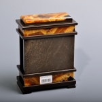 Часы из камня Симбирцит