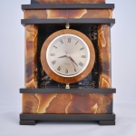 Часы из камня Симбирцит