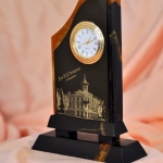 Часы из камня Симбирцит