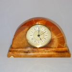 Часы из камня Симбирцит