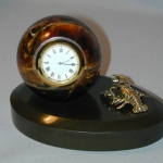 Часы из камня Симбирцит