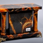 Часы с колоннами из камня Симбирцит