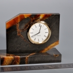 Часы из камня Симбирцит