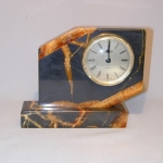 Часы из камня Симбирцит