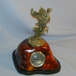 Часы из камня Симбирцит