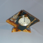 Часы из камня Симбирцит