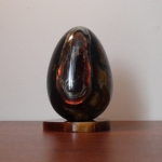 Яйцо Симбирцит с перламутром 