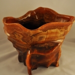 Ваза резная из камня Симбирцит