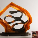 Змея. Резьба по камню Симбирцит