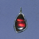 Авторский кулон с перламутром