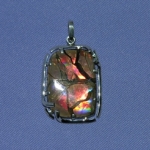 Авторский кулон с перламутром