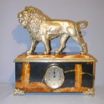 Часы из камня Симбирцит