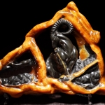 Тур. Резьба по камню Симбирцит