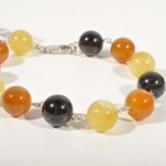 Браслет из Симбирцита и<br>Окаменелого дерева