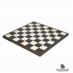 Шахматы окаменелое дерево